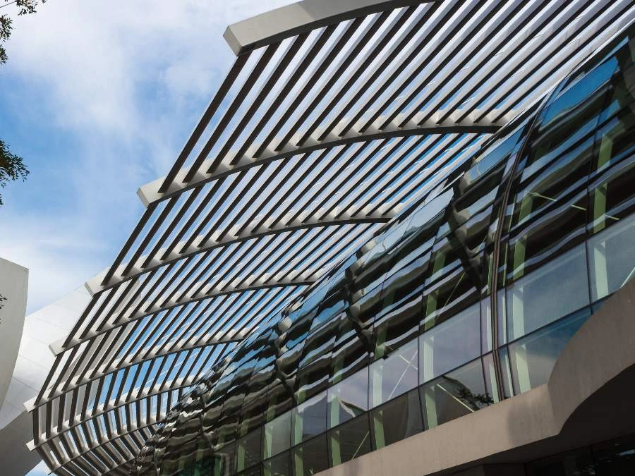 Aluminium Louver Supplier in UAE Aluminium Louver Supplier in UAE